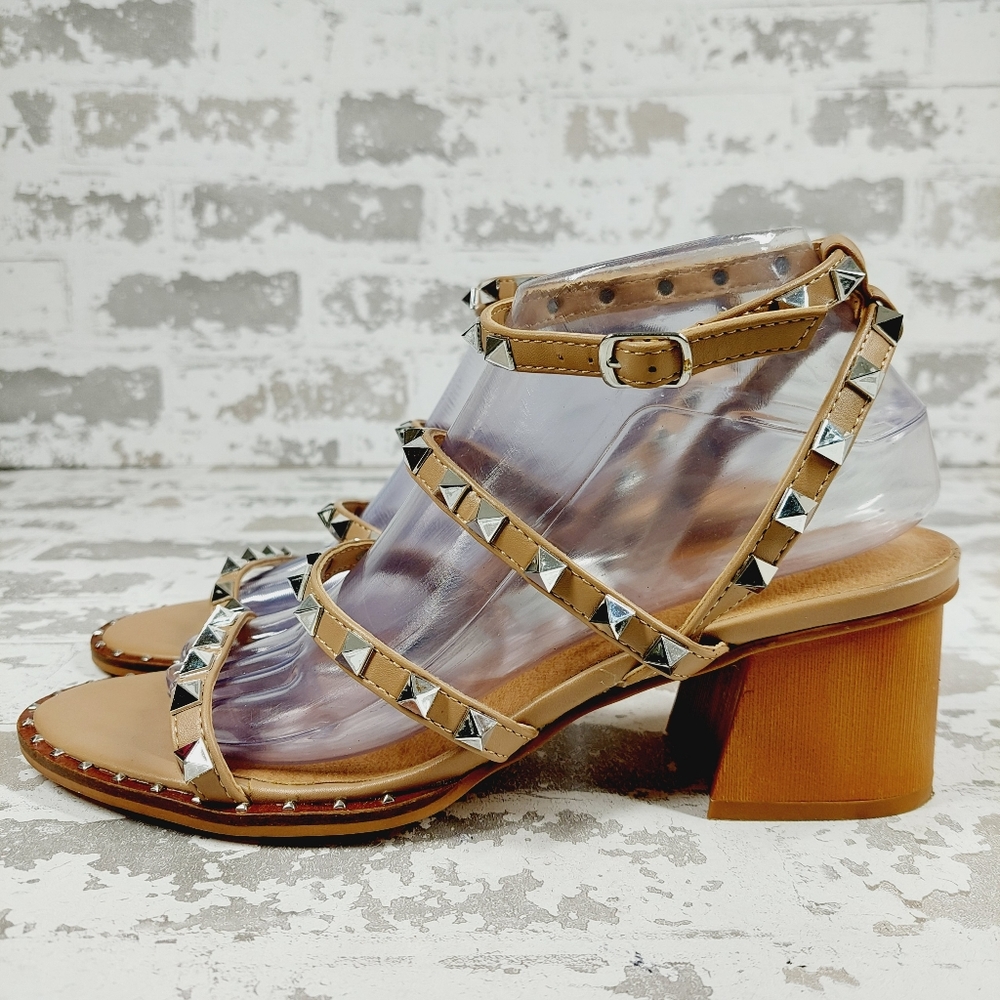 Sincerely Jules Venus Round  Open Toe Studded Block Heel Sandals V83